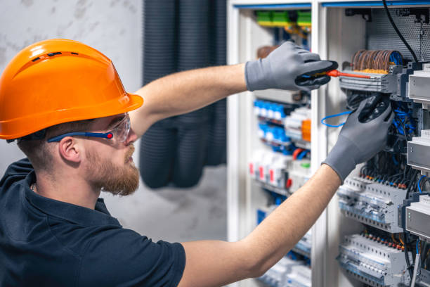 Best Licensed Electrician  in Southport, NC